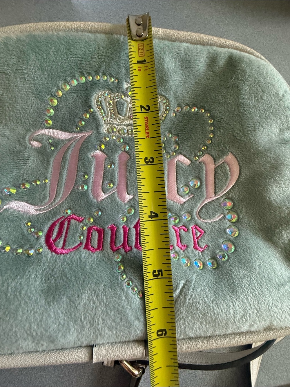 Juicy Couture soft sage green Crossbody Bag with Pink Logo and Coin Pouch - Picture 16 of 16